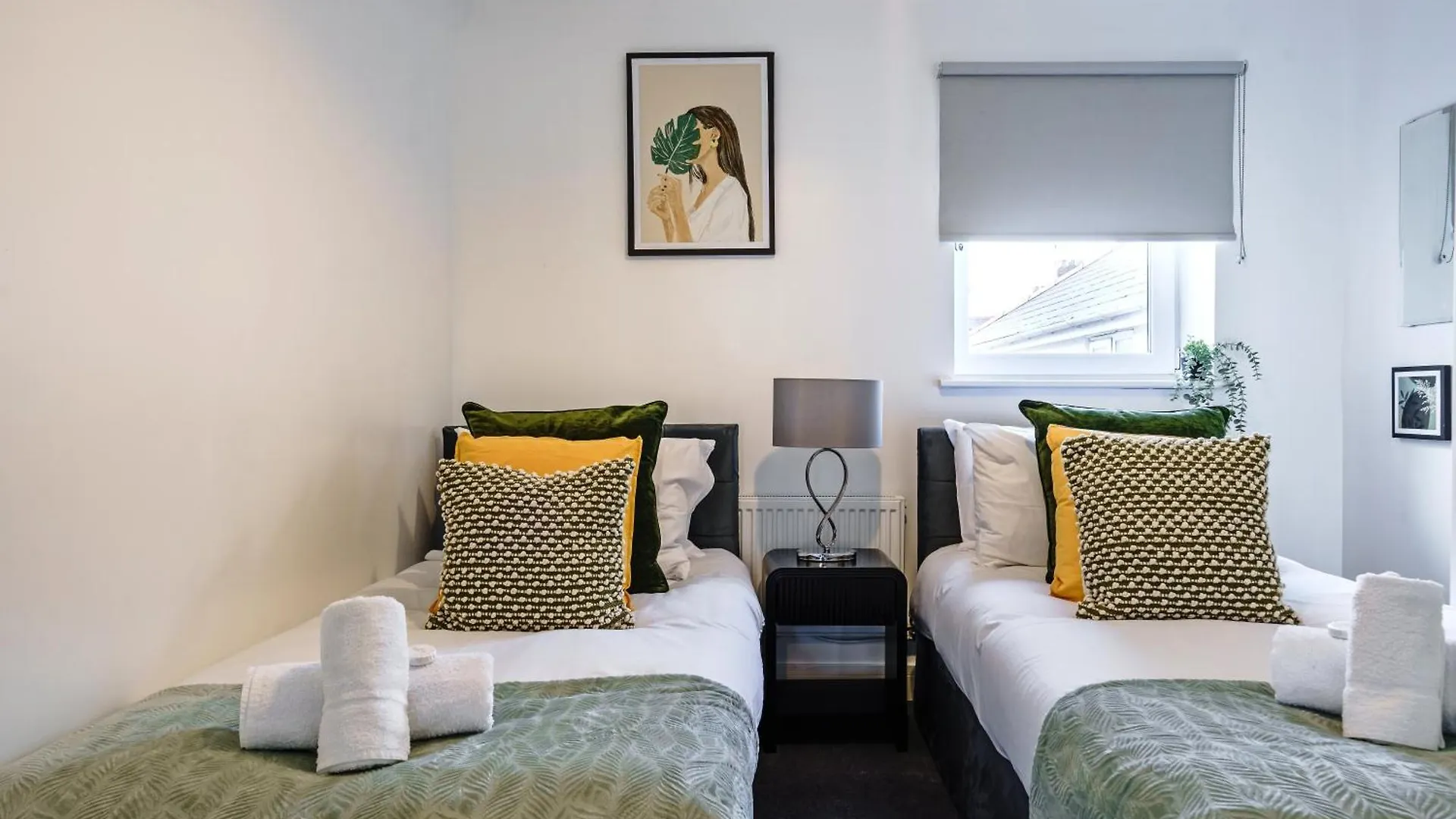 Whitchurch Road Retreat In 카디프